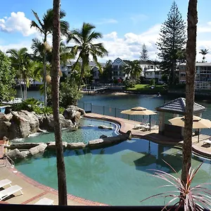https://paradise-island-resort.queenslandhotels.net